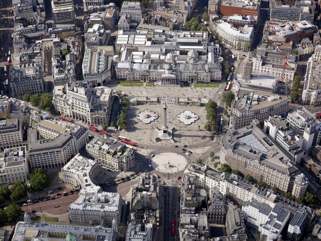 Une vue aérienne de Trafalgar Square, à Londres