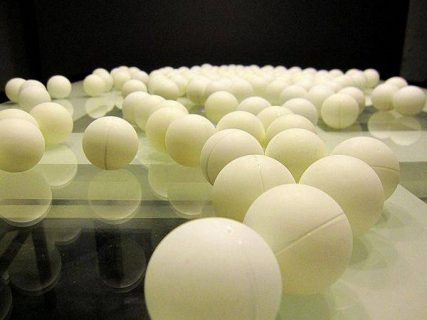 Photo d'un set de balles de ping-pong
