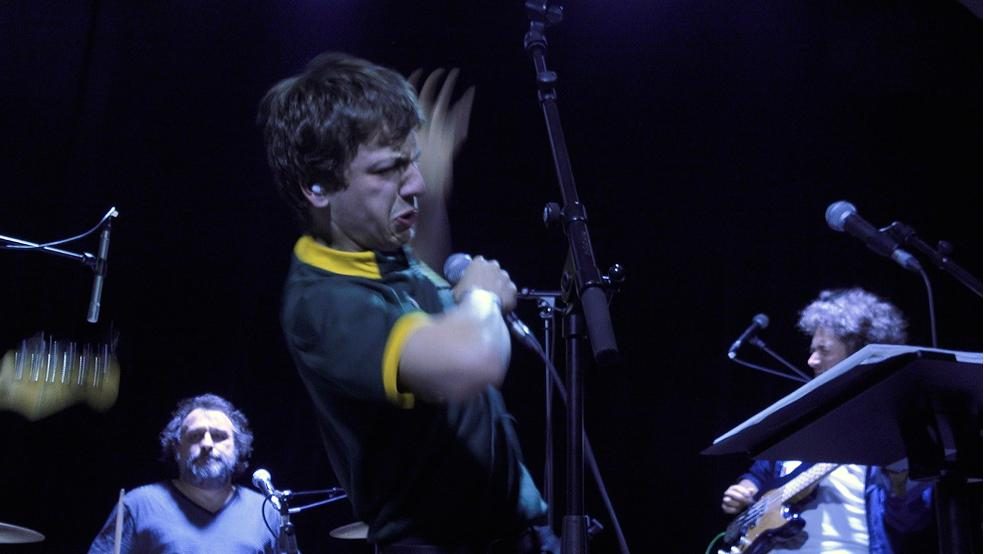 Concert du groupe de rock Astéréotypie